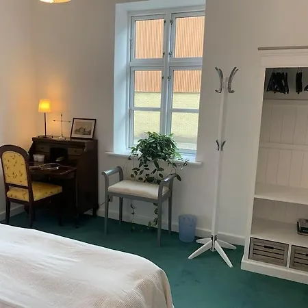 Apartment Vaerelse Ved Nykobing F. Nykobing Falster